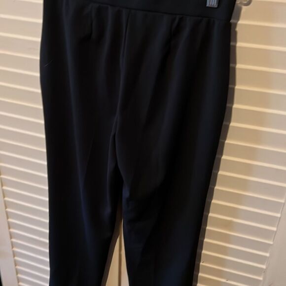 One5One Black dress pants, Petite, Ankle - Picture 4 of 4